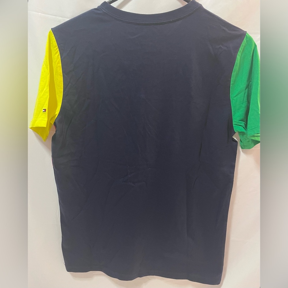 Tommy Hilfiger Navy Blue Colorblock T-Shirt - Multicolor. Size XL 16-18. - Picture 5 of 6